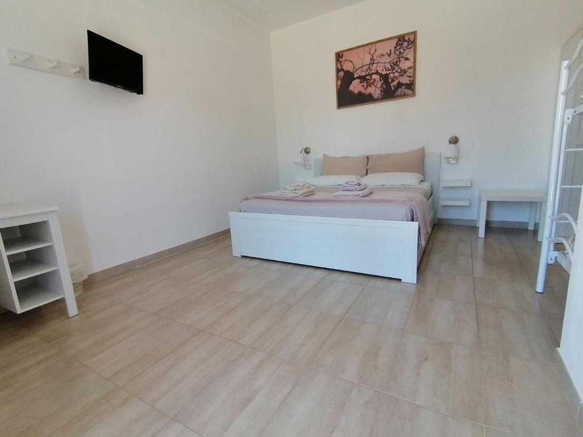 Piccolo Ulivo B&B Salento Vernole Extérieur photo